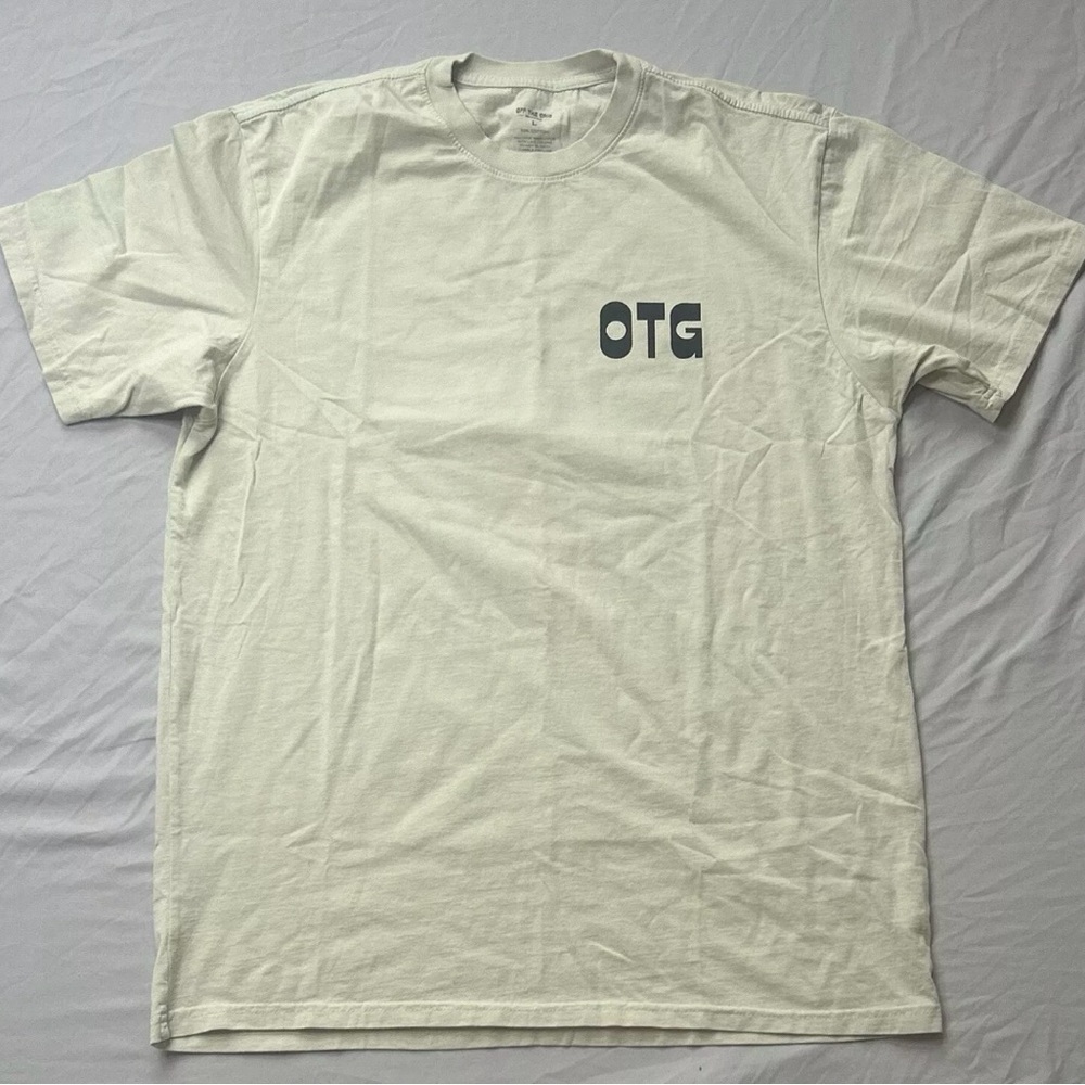 John Summit Off The Grid Men's Cream T-Shirt size medium